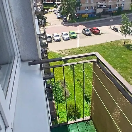 Jakosc-niska Cena-cisza I Spokoj-prywatny Na Klucz-5 Km Do Plazy-centrum 300m Skm-piwnica Na Rower غدينيا